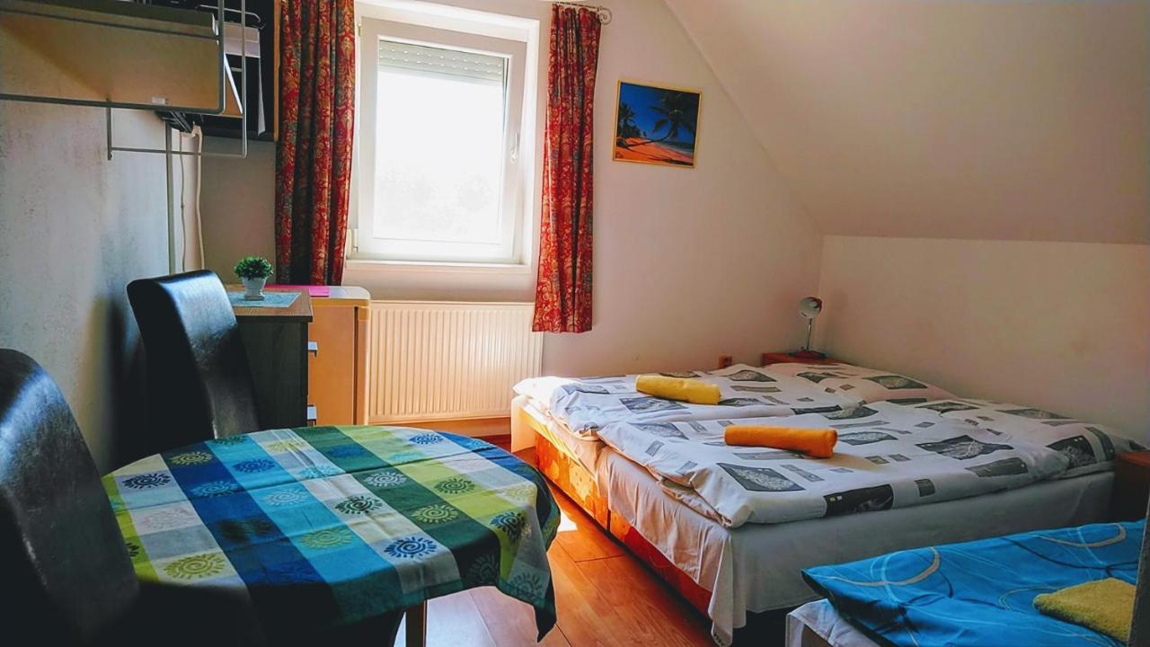 Vila Nela Podhajska Luaran gambar